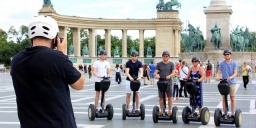 Segway túra az Andrássy úton a Városligetbe, kis csoportos élménytúra a liget nevezetességeiről Segway túra az Andrássy úton a Városligetbe, kis csoportos élménytúra a liget nevezetességeiről