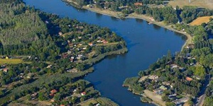 Szelidi-tó tanösvény, séta hazánk egyetlen mély vizű, szikes jellegű tavánál Szelidi-tó tanösvény, séta hazánk egyetlen mély vizű, szikes jellegű tavánál