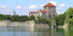 Tatai városnéző hétvége, nyári wellness pihenés a Kristály Imperial Hotelben Tatai városnéző hétvége, nyári wellness pihenés a Kristály Imperial Hotelben