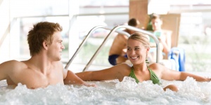 Akciós hétköznapi pihenés ingyenes wellness szolgáltatásokkal a ceglédi Aquarell Hotelben Akciós hétköznapi pihenés ingyenes wellness szolgáltatásokkal a ceglédi Aquarell Hotelben