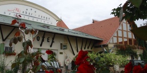 Pünkösd Pécsen wellness szállodánkban városnézéssel és csokikóstolóval, várjuk a Makár Hotelben Pünkösd Pécsen wellness szállodánkban városnézéssel és csokikóstolóval, várjuk a Makár Hotelben