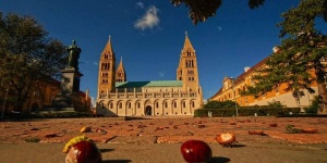 Őszi szünet wellness akció Pécsen változatos programokkal a Makár Hotelben Őszi szünet wellness akció Pécsen változatos programokkal a Makár Hotelben