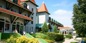 Mosonmagyaróvár szállás akció ősszel a híres gyógyfürdő melletti wellness Thermal Hotelben Mosonmagyaróvár szállás akció ősszel a híres gyógyfürdő melletti wellness Thermal Hotelben