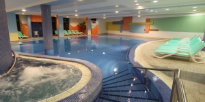 Belföldi wellness üdülés 1 hétre Bükfürdőn, fürdőbelépővel a Hunguest Hotel Répce Gold-ban Belföldi wellness üdülés 1 hétre Bükfürdőn, fürdőbelépővel a Hunguest Hotel Répce Gold-ban