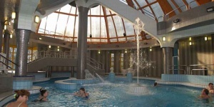 7 éjszaka wellness Egerben, egy hetes pihenés a Hunguest Hotel Flóra szállodában 7 éjszaka wellness Egerben, egy hetes pihenés a Hunguest Hotel Flóra szállodában