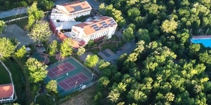 Nyaralás Harkányban, 5 napos wellness üdülés családi programokkal a Dráva Hotelben Nyaralás Harkányban, 5 napos wellness üdülés családi programokkal a Dráva Hotelben