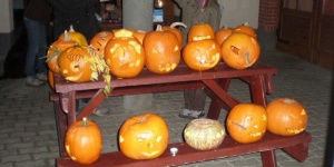 Halloween wellness hétvége Móron tökfaragással, lámpás túrával, szauna szeánszokkal Halloween wellness hétvége Móron tökfaragással, lámpás túrával, szauna szeánszokkal