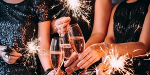 Szilveszteri Sopronban, Szilveszteri gálavacsora kabaréműsorral és élőzenés bállal Szieszta Hotelben Szilveszteri Sopronban, Szilveszteri gálavacsora kabaréműsorral és élőzenés bállal Szieszta Hotelben
