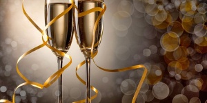 Szilveszter Tatán gálavacsorával! Családias óévbúcsúztatás a Kiss Hotelben Szilveszter Tatán gálavacsorával! Családias óévbúcsúztatás a Kiss Hotelben
