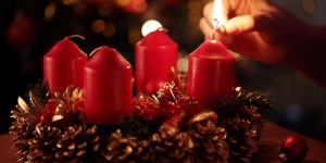 Advent Szigetmonostor 2025