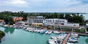 Hotel Yacht**** Wellness & Business Siófok