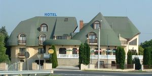 Hotel Holdfény Kápolnásnyék