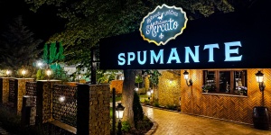 Mercato Spumante Bár Balatonakarattya
