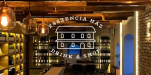 Esszencia ház- Drink & Shop Balatonszárszó