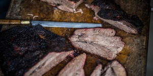 Füstölgő Sarok BBQ Zebegény