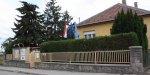 Kék Géza Művelődési Ház és Könyvtár Diósd