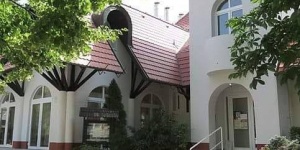 Bajor Gizi Közösségi Ház és Könyvtár Balatonföldvár